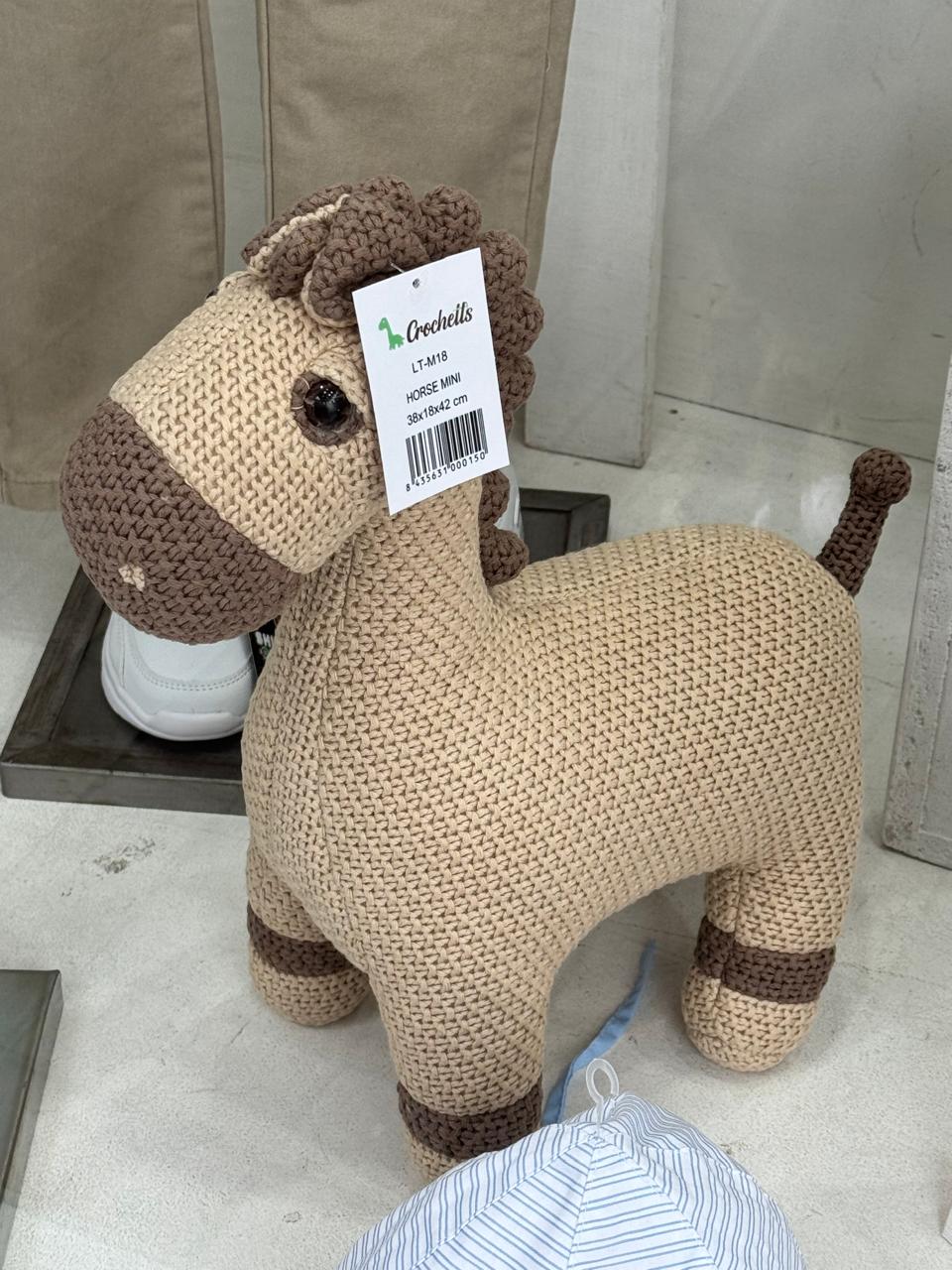 AMIGURUMI CABALLO MINI CAFE