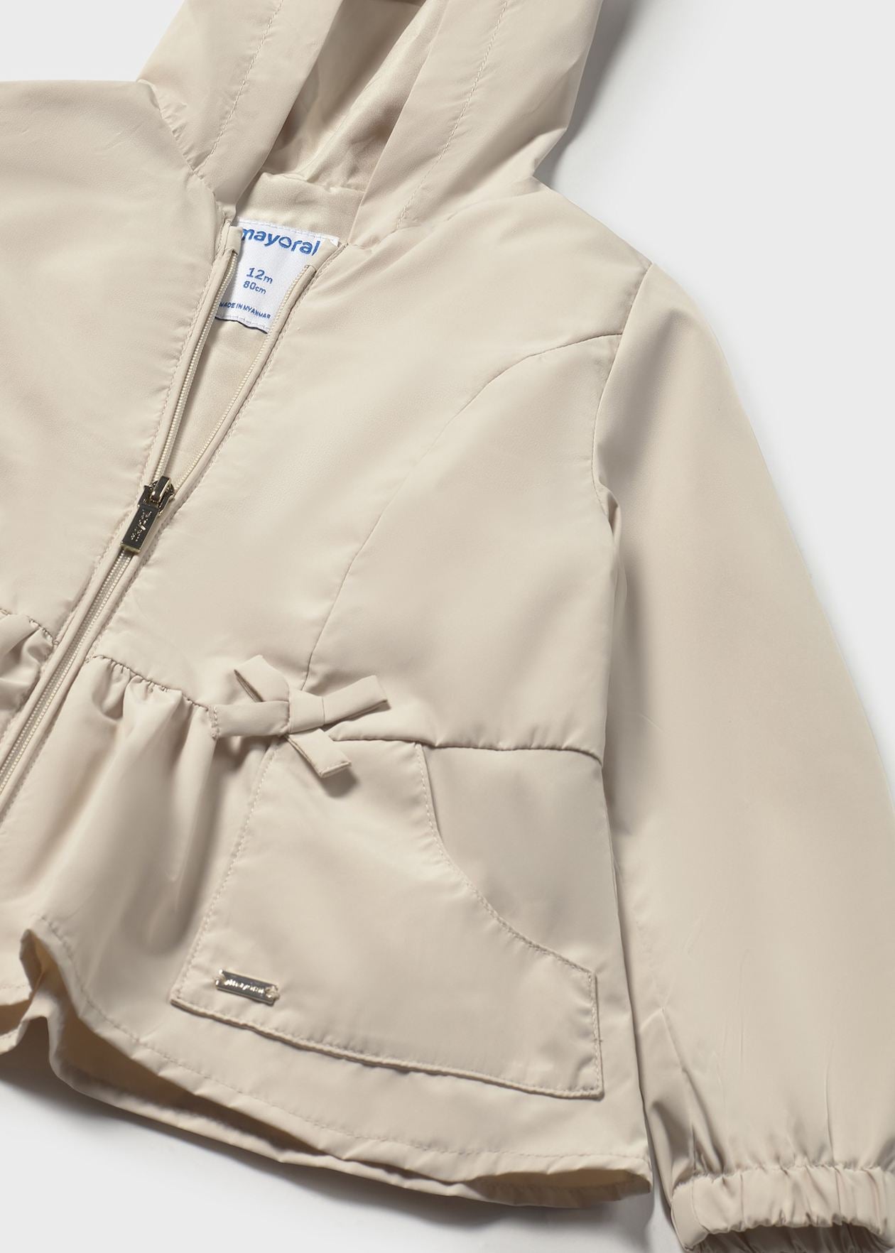 CORTAVIENTOS NIÑA ARENA MAYORAL