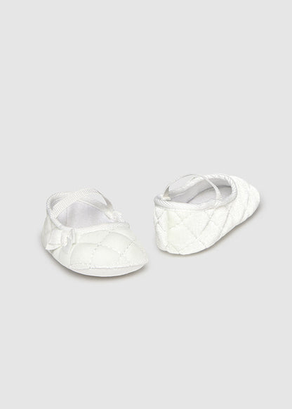 ZAPATO NIÑA MERCEDITAS TERCIOPELO CRUDO MAYORAL