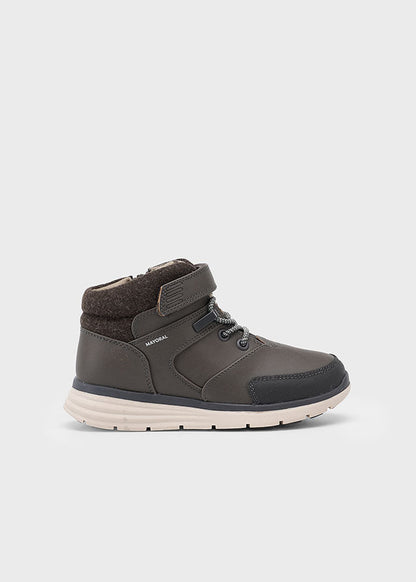 CALZADO NIÑO BOTIN OUTDOOR TAUPE MAYORAL