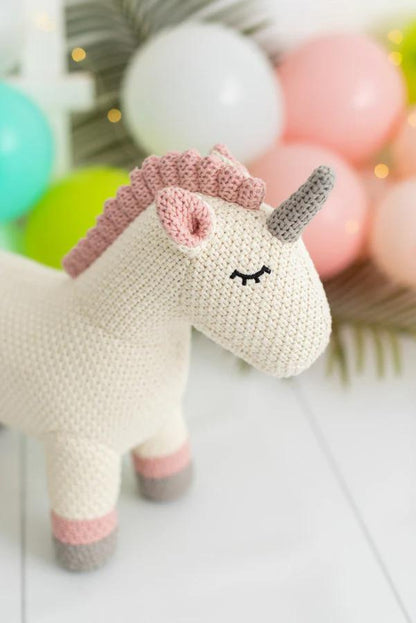 AMIGURUMI UNICORNIO MINI BLANCO