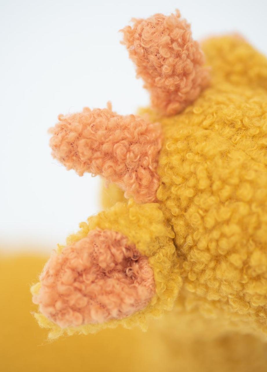 AMIGURUMI BABY JIRAFA AMARILLA