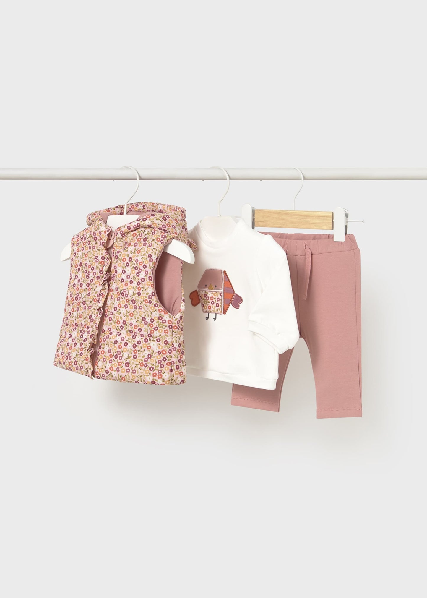 CONJUNTO NIÑA 3 PIEZAS CHAQUETA POLERA PANTALON MELLOW MAYORAL