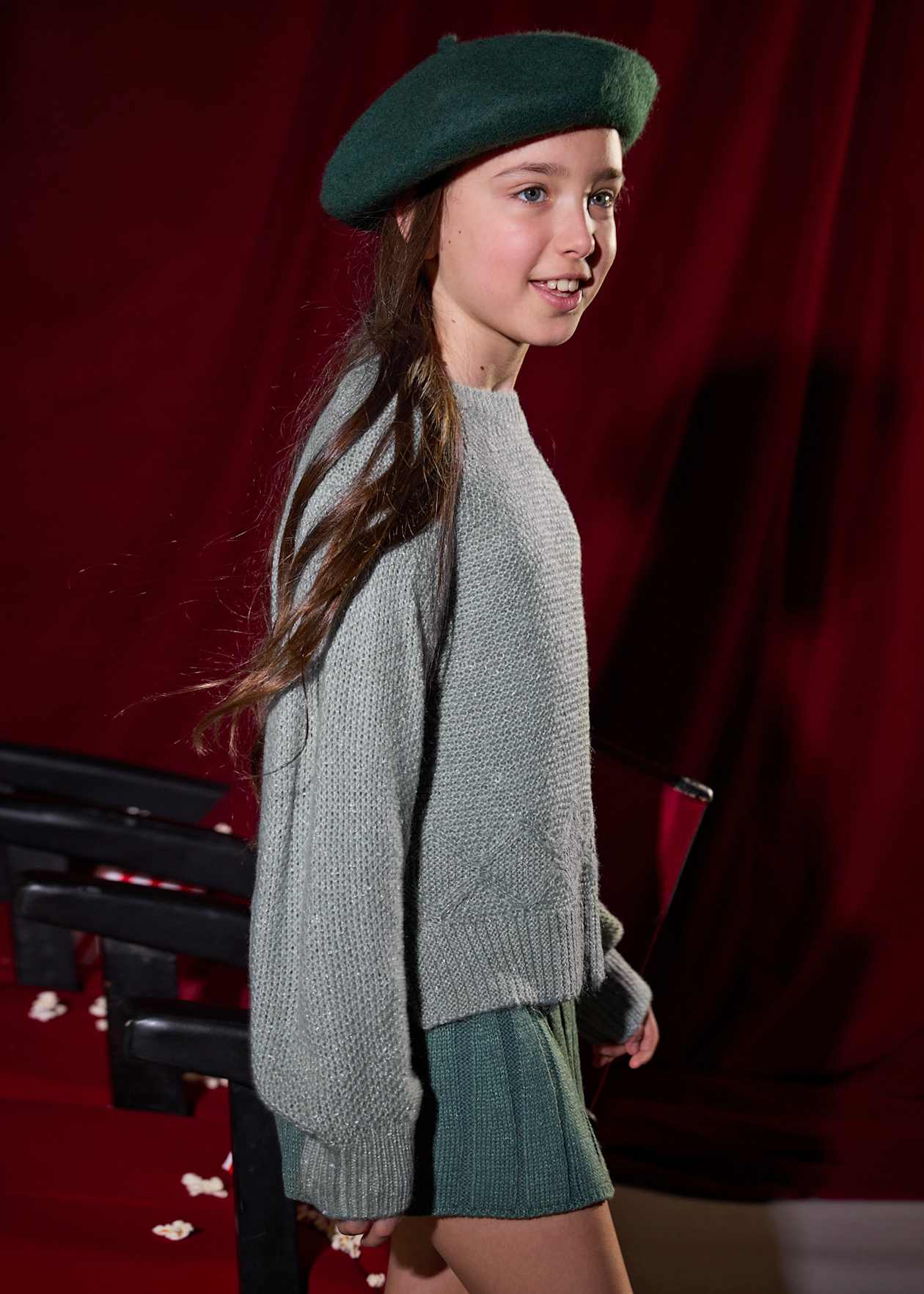 SUETER NIÑA JADE MAYORAL